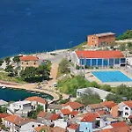 Stunning In Сasa de vacaciones Šibenik