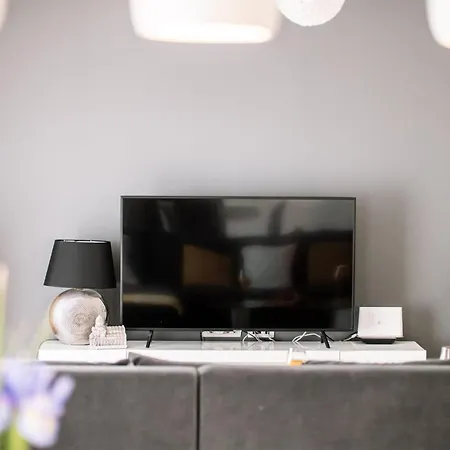 2 Bedroom Awesome In Semesterbostad