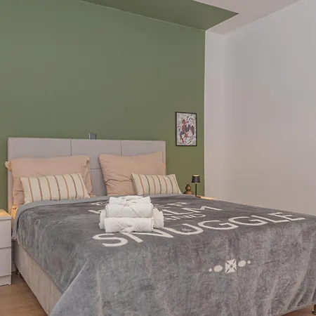 2 Bedroom Awesome In Šibenik