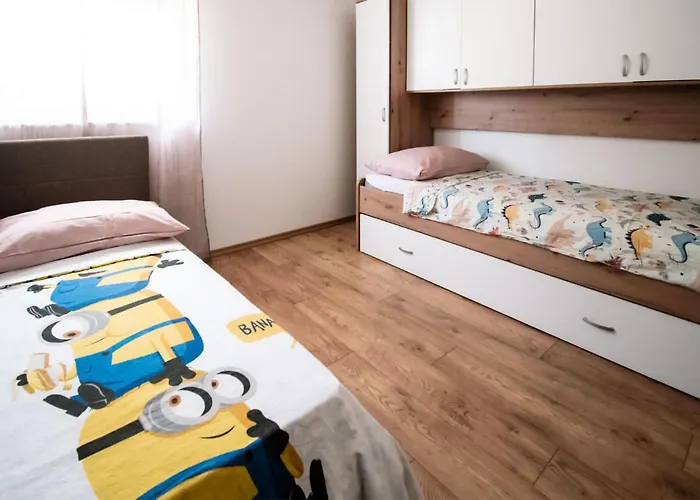 2 Bedroom Awesome In Feriehus *