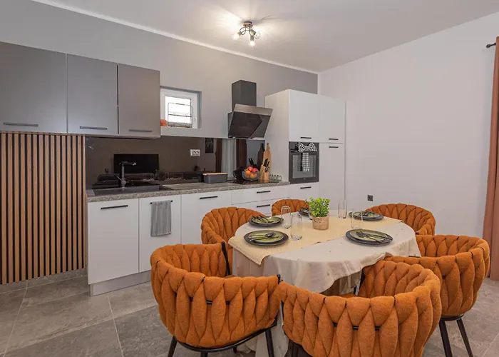 2 Bedroom Awesome In Feriehus